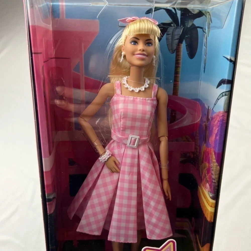 Barbie-The Movie Doll-Margot Robbie as Barbie-Pink Gingham Dress - HPJ96 NWT
